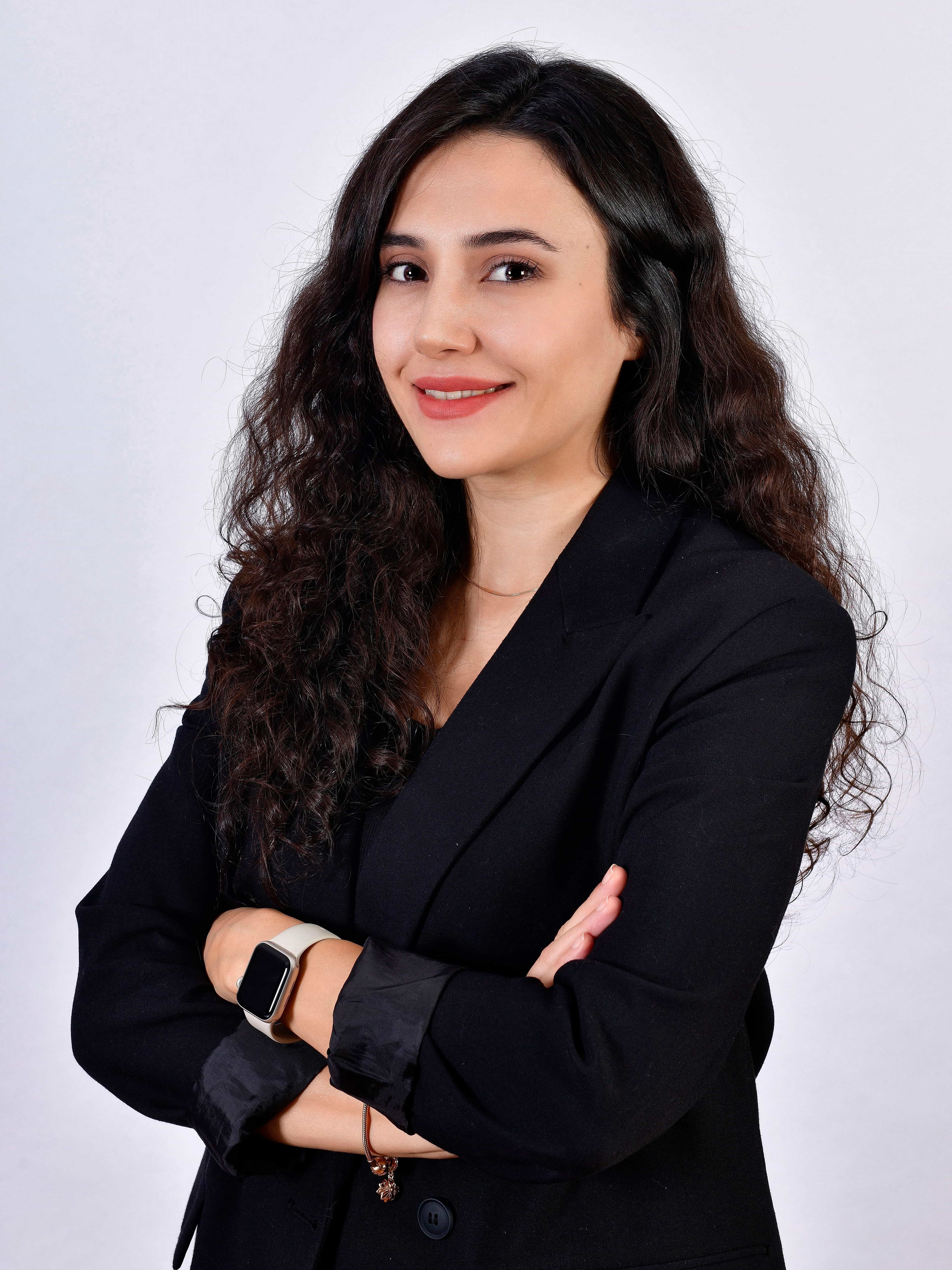MERVE ÖZDOĞAN MERVE ÖZDOĞAN